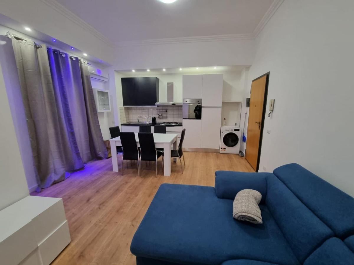 Piazza Colombo-Apartments San Remo Extérieur photo